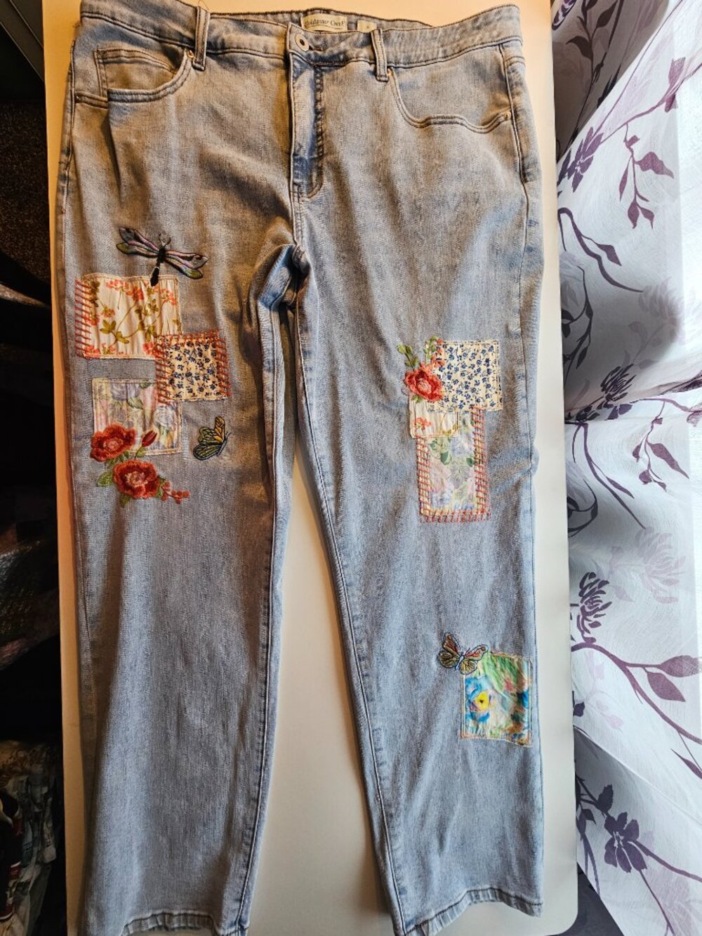 Coldwater Creek Wings and Wishes Jeans 18